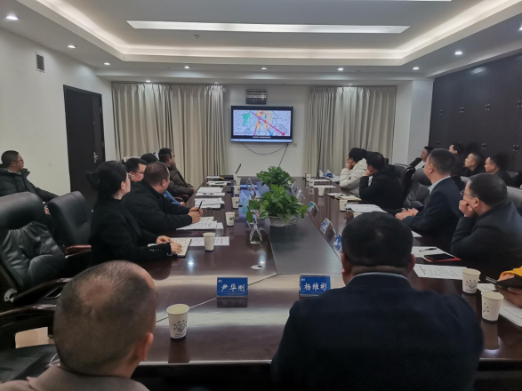 凝聚行业力量 共筑发展新篇 —— 资阳市地产建筑商会积极参与雁江区 建筑产业招商座谈会(图1) 凝聚行业力量 共筑发展新篇 —— 资阳市地产建筑商会积极参与雁江区 建筑产业招商座谈会(图1)